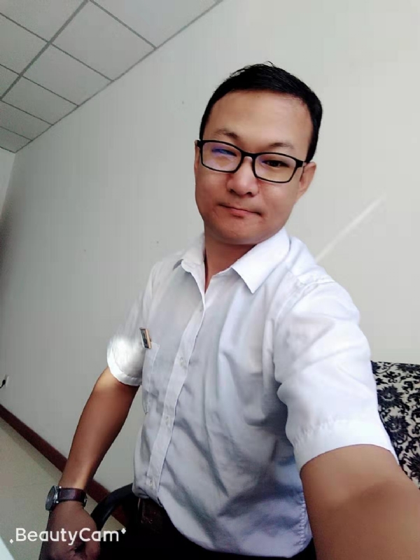 小飞的第一张照片--呼和浩特残疾人相亲网