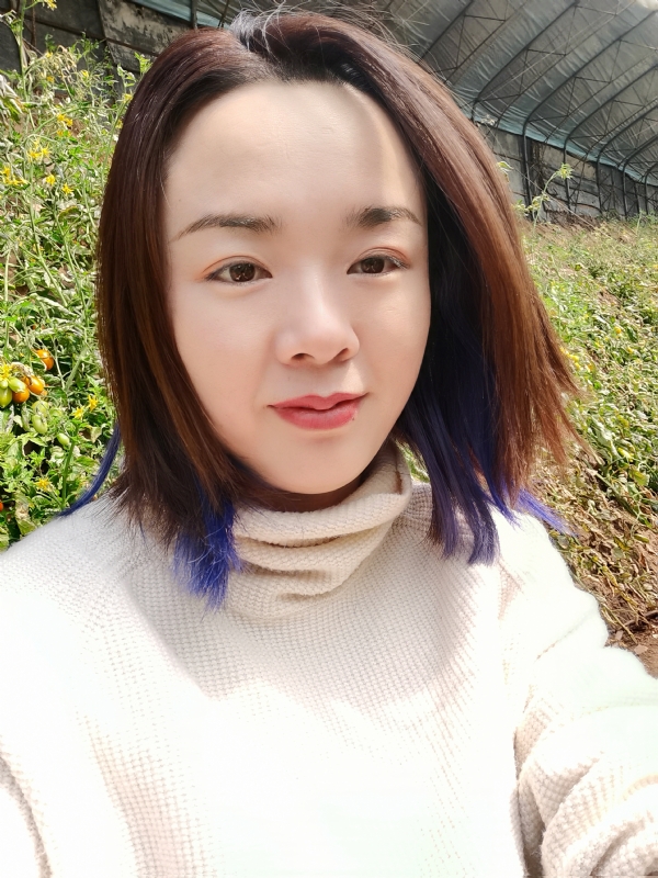 欣欣向荣的第一张照片--呼和浩特残疾人相亲网